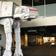 Un AT-AT muy alto en una iglesia. Imagen: StarWars.com